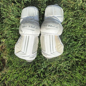 True zerolyte elbow pads (Large)