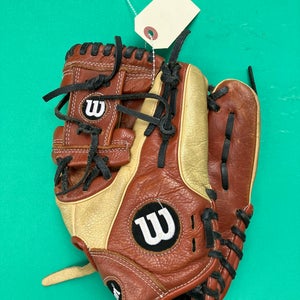 Brown Wilson A550 RH Infield Baseball Glove 11" (Used)