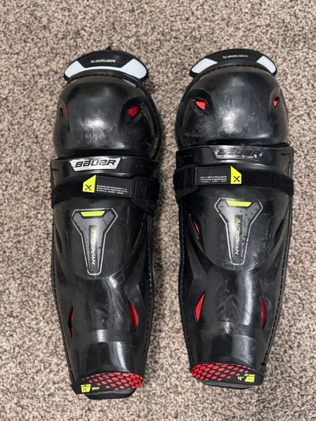 Senior Bauer Vapor Hyperlite 15" Shin Pads  (Used)