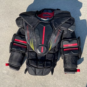 Large  Bauer Vapor Hyperlite 2 Goalie Chest Protector  (Used)