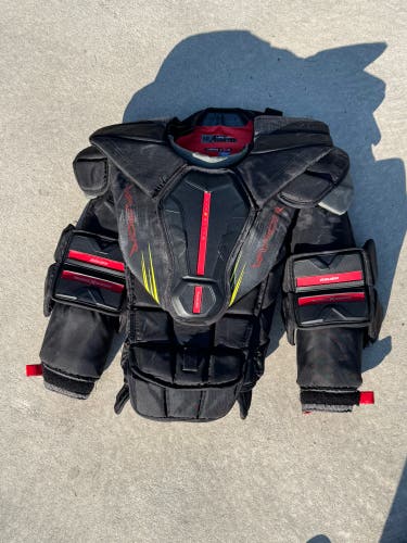 Large  Bauer Vapor Hyperlite 2 Goalie Chest Protector  (Used)