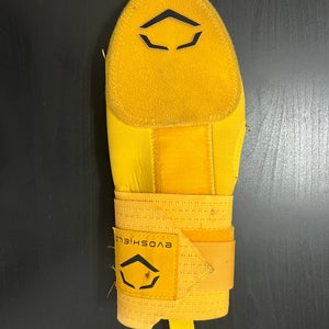 Yellow Senior EvoShield Sliding Mitt (Used)