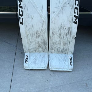 35"  CCM Axis 2 Pro Goalie Leg Pads  (Used)