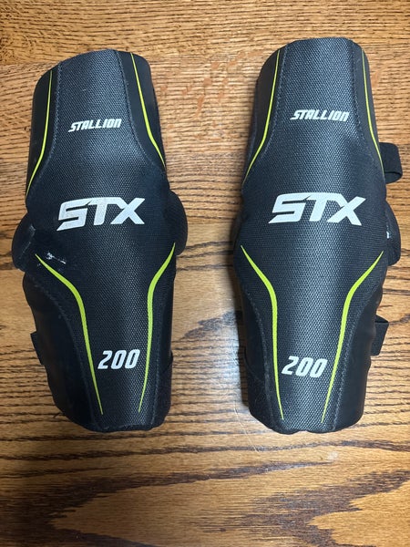 Medium Youth STX Stallion 200 Arm Pads/Elbow Pads (Used)