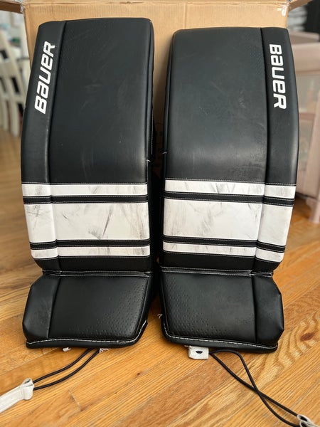 Small 2021 Bauer GSX Goalie Leg Pads (Used)