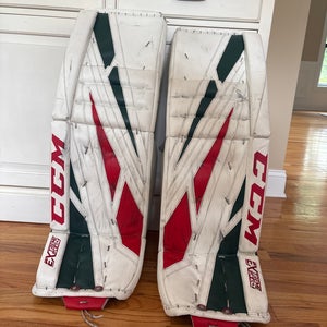 33"  CCM Extreme Flex 4 Pro Goalie Leg Pads (Used)