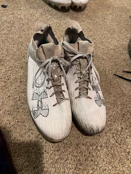 Men's Size M 11.0 (W 12.0) Under Armour Blur Smoke 2.0 (Used)