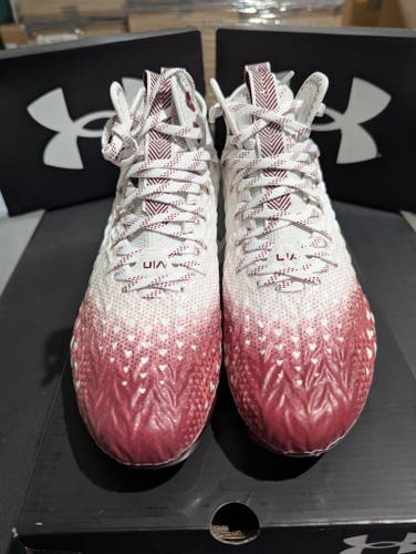 Under Armour Spotlight Clone Low Top Molded Cleats Men's Size M 11.5 (New)