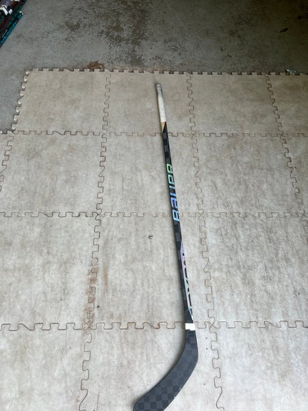 Intermediate Bauer Nexus Sync Right Handed Hockey Stick P92 (Used)