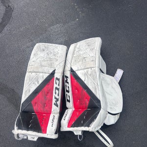 31" CCM Extreme Flex 5.9 Goalie Leg Pads (Used)