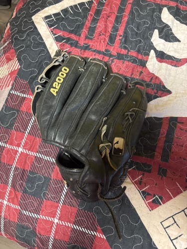 11.75 left handed a2000