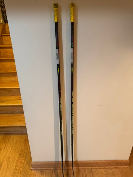 Intermediate Sher-Wood Rekker Legend Pro Right Handed Hockey Stick PM9 Pro Stock (New)