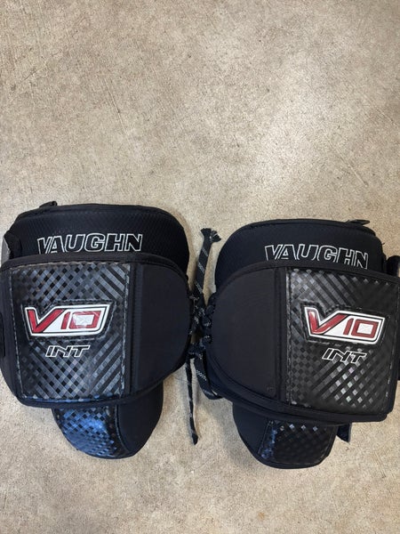 Vaughn V10 Intermediate Knee Pads