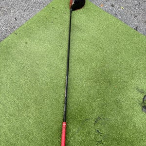 Men's 2023 TaylorMade Stealth 2 Right Handed Driver Stiff Flex 10.5 Loft (Used)
