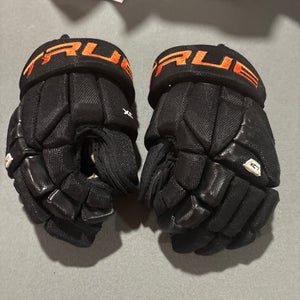True XC7 Gloves 12" (Used)