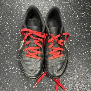 Used Nike Soccer Cleats Black Senior 6.5 11849-S000030419