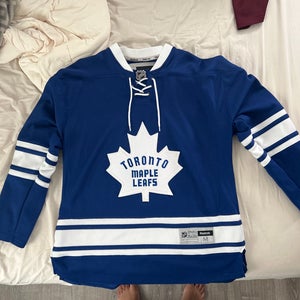 Toronto Maple Leafs James Van Riemsdyk alternate jersey (M)