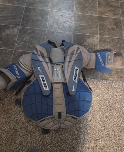 XL 2008 Bauer Goalie Chest Protector (Used)