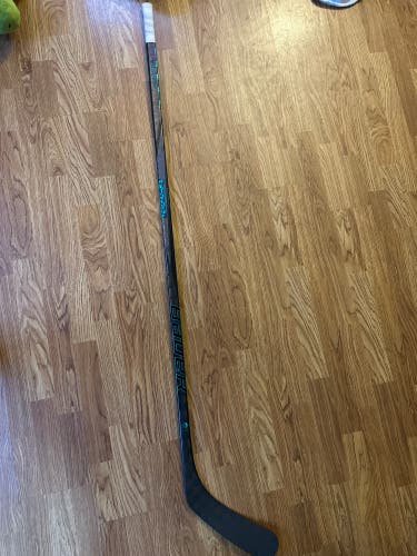 Senior Bauer Twitch Left Hand Hockey Stick P92
