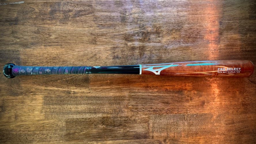 Mizuno MZM62 Pro Select Maple Bat 33in/30oz (-3)(Used, Like New)