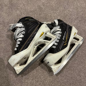 Bauer Supreme One.7 Hockey Goalie Skates Size 4 (Used)