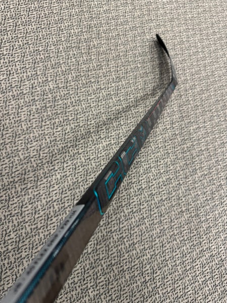 CCM Vizion 40 Flex P29 Curve Tight hand stick
