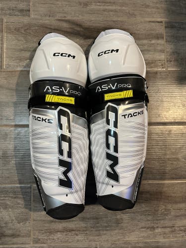 Senior CCM Tacks AS-V 15" Shin Pads Pro Stock (New)
