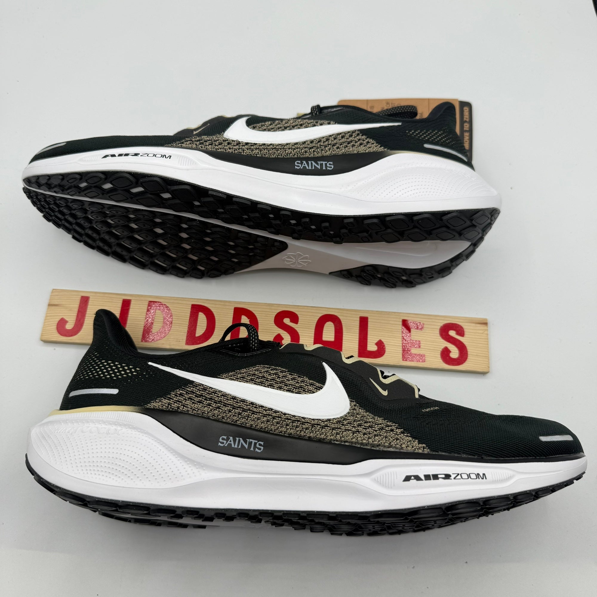 saints nike shoes