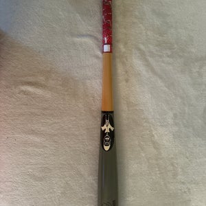 Birdman Wood Bat (-8)  22 oz 30" (Used)
