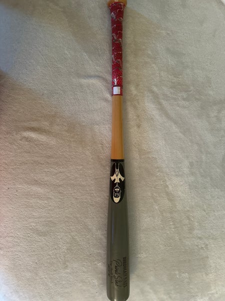 Birdman Wood Bat (-8)  22 oz 30" (Used)