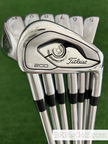 Titleist T200 Forged Iron Set 4-P / NS Pro Modus Tour 105 Stiff