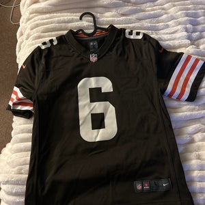 Brown Large Boys Nike Jersey (Used)