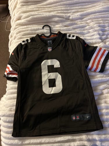 Brown Large Boys Nike Jersey (Used)