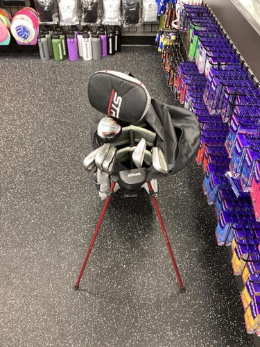 Used Strata GOLF SET Jr Club Set RH 8 Piece 11851-S000035855