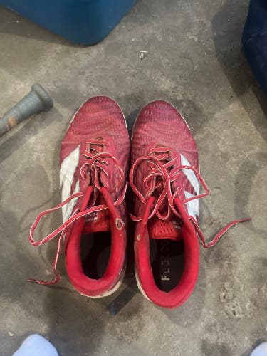 Red Men's Size M 9.0 (W 10.0) Adult New Balance Low Top 4040 Metal (Used)