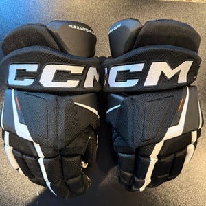 CCM Tacks XF Pro Gloves 15"  (Used)