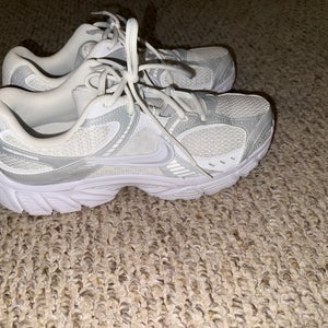Nike V5 RNR