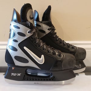 Nike Hockey Skates Regular Width Size 4 (Used)
