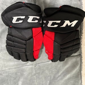 CCM Ohl gloves Niagara ice dogs