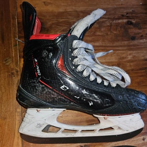 Bauer Vapor 3X Pro Hockey Skates Regular Width Size 4.5 (Used)