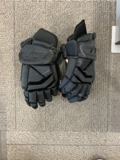 Used True 11IN/28CM Junior Gloves Black 11" 11614-S000219021