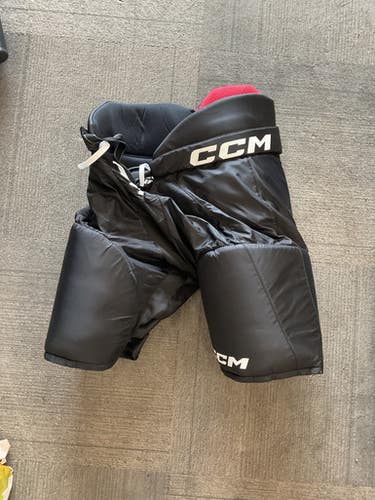 Used CCM NEXT Intermediate Pant Red LG 11614-S000219019