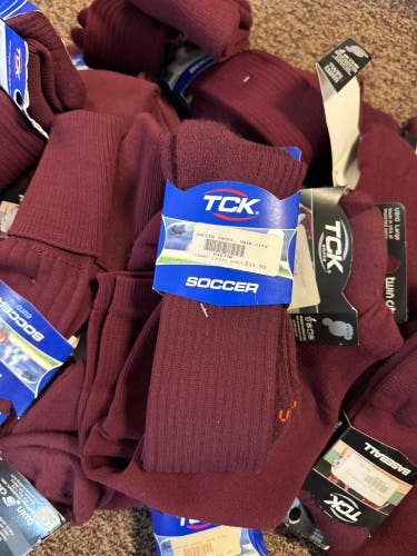 33 Pack Of Maroon Baseball/soccer Socks