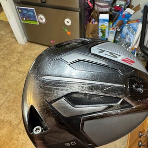 9* Titleist TSi2 Left Hand Driver Regular Flex 9 Loft (Used) Lefty