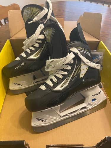 True Catalyst 5 Hockey Skates Size 4.5