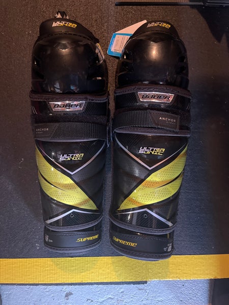 Senior Bauer Supreme ultrasonic 13" Shin Pads  (New)
