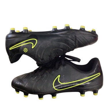 Used Nike Soccer Cleats Black Junior 02 11760-S000080317