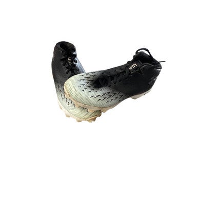 Used Under Armour Jr FB Cleats Black Junior 03.5 11760-S000080192