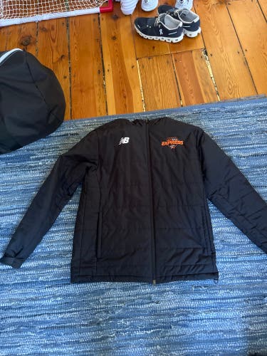 Black Men's Large New Balance Jacket (Used)