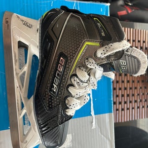 Bauer Elite Size 3 Goalie Skates